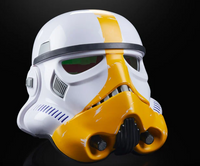 Star Wars The Black Series The Mandalorian Artillery Stormtrooper Premium Electronic Helmet/ Hasbro