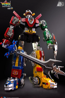 Voltron 40th Anniversary Gift Set with Light-Up Sound Base/ Toynami